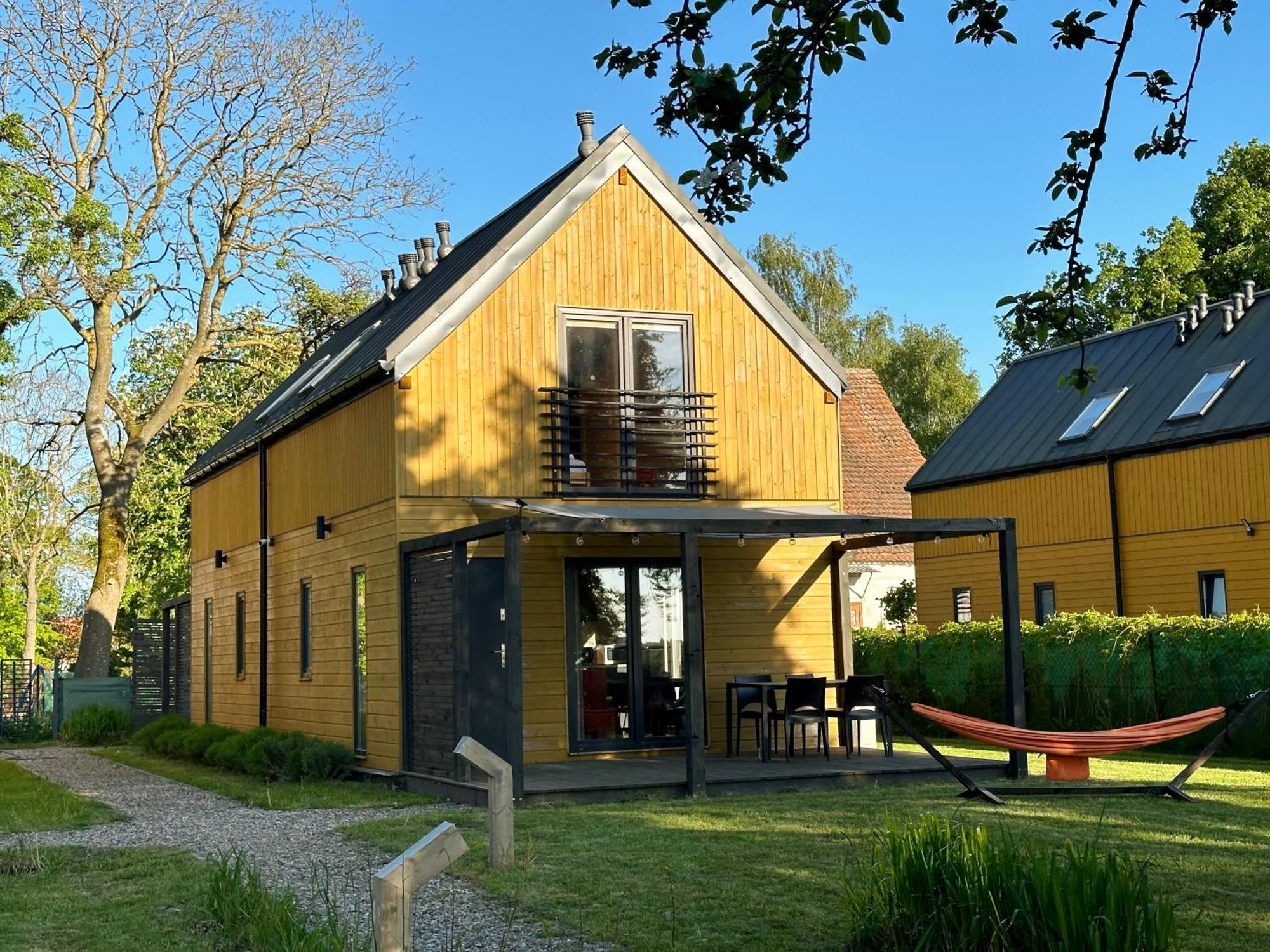 Villa Kwiatowa Laka à Sliwin Extérieur photo